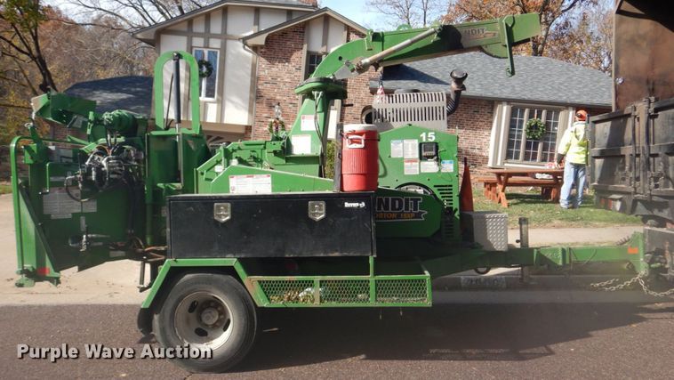 image for item DH8029 2020 Bandit Intimidator 18XP  wood chipper