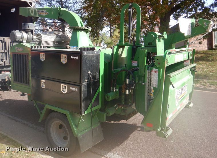 image for item DH8029 2020 Bandit Intimidator 18XP  wood chipper