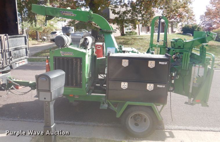 image for item DH8029 2020 Bandit Intimidator 18XP  wood chipper