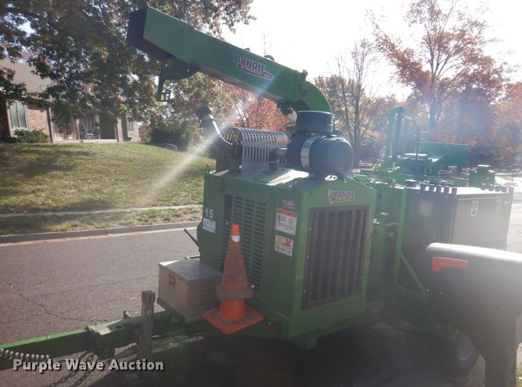 image for item DH8029 2020 Bandit Intimidator 18XP  wood chipper