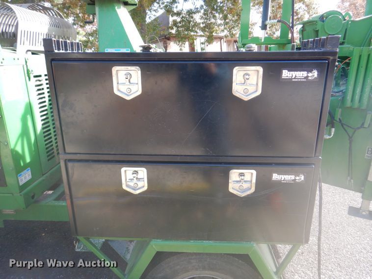 image for item DH8029 2020 Bandit Intimidator 18XP  wood chipper