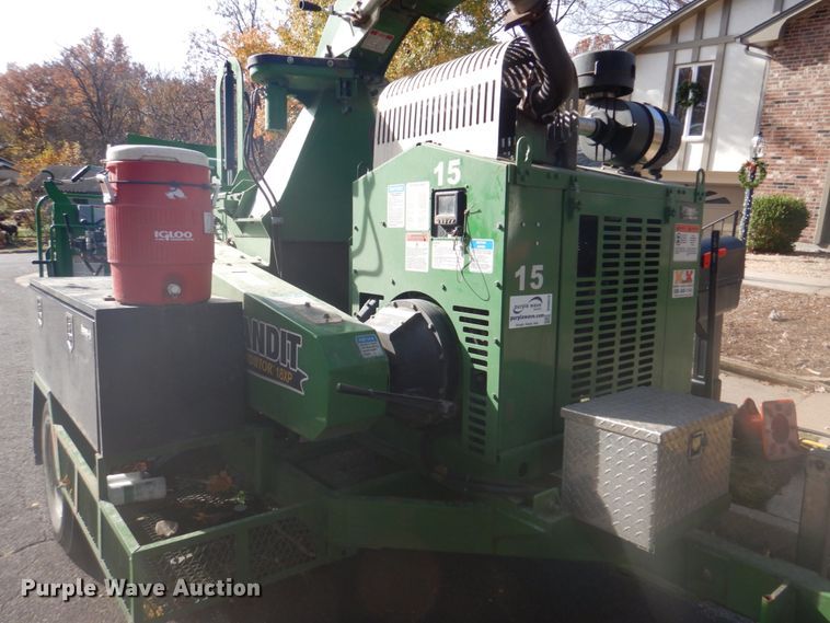 image for item DH8029 2020 Bandit Intimidator 18XP  wood chipper