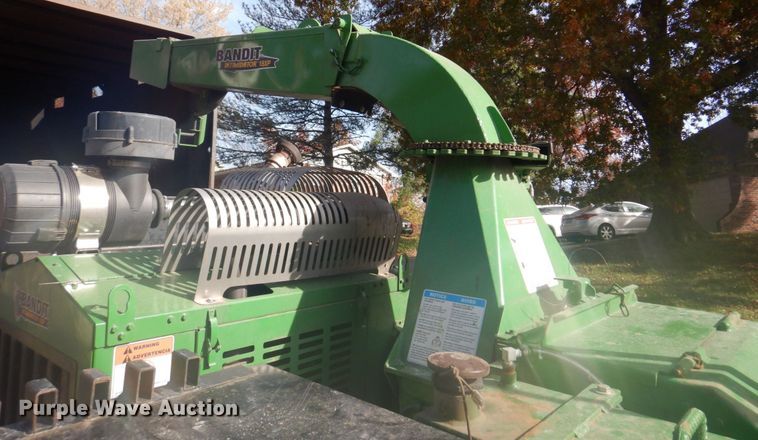image for item DH8029 2020 Bandit Intimidator 18XP  wood chipper