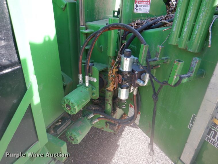 image for item DH8029 2020 Bandit Intimidator 18XP  wood chipper