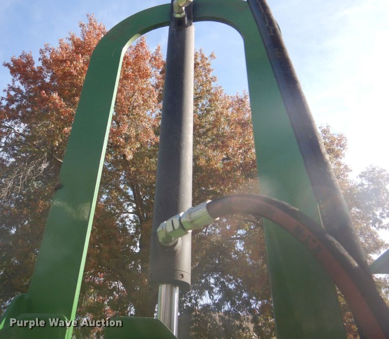 image for item DH8029 2020 Bandit Intimidator 18XP  wood chipper