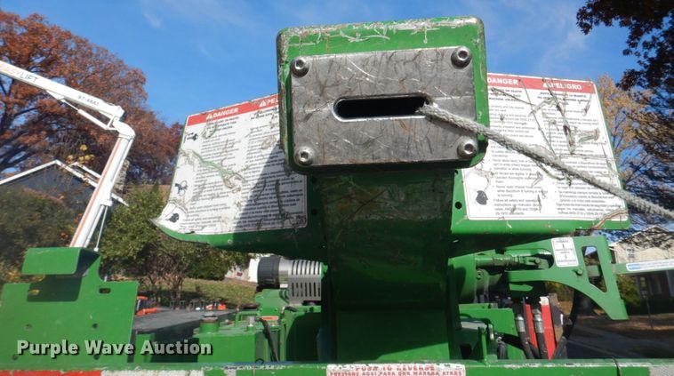 image for item DH8029 2020 Bandit Intimidator 18XP  wood chipper