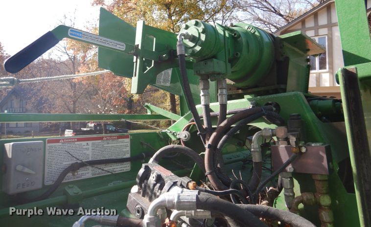 image for item DH8029 2020 Bandit Intimidator 18XP  wood chipper