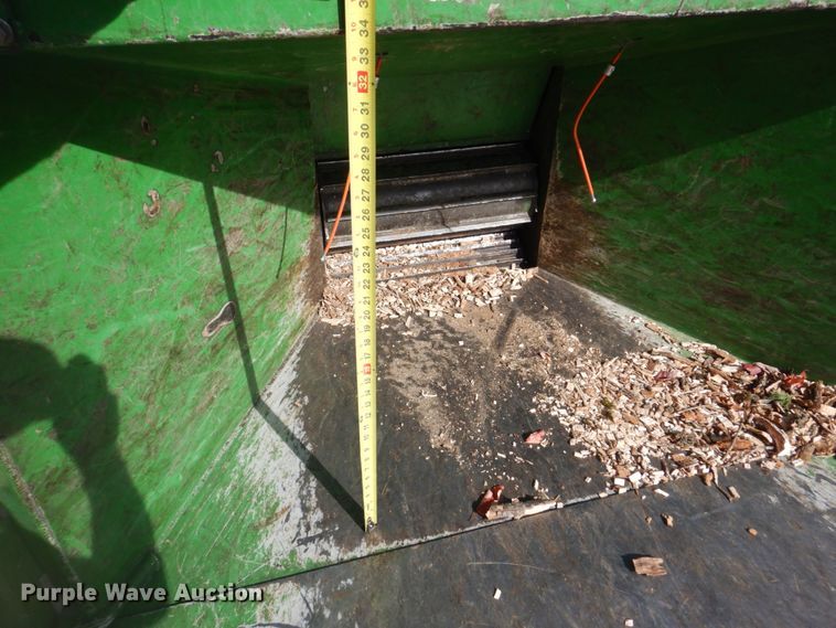 image for item DH8029 2020 Bandit Intimidator 18XP  wood chipper