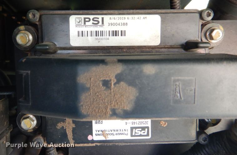 image for item DH8029 2020 Bandit Intimidator 18XP  wood chipper