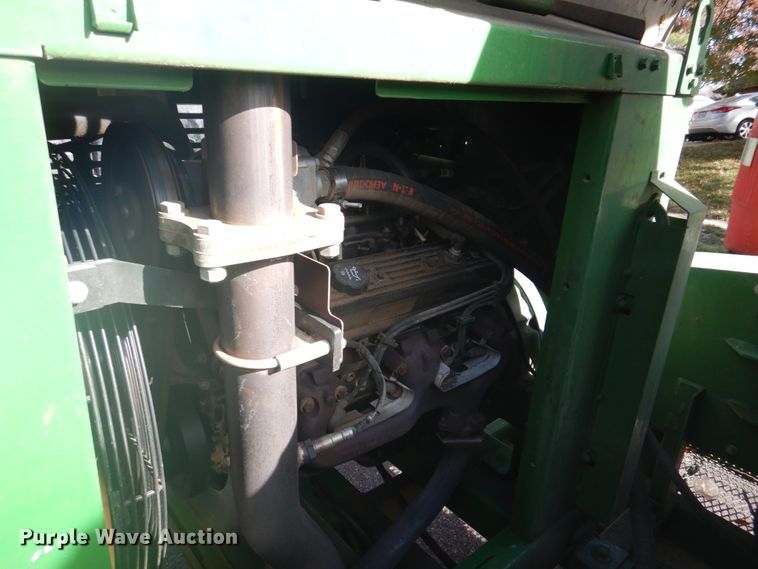 image for item DH8029 2020 Bandit Intimidator 18XP  wood chipper