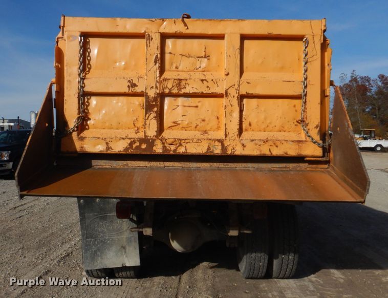 image for item DH8032 1994 White GMC WG  dump truck