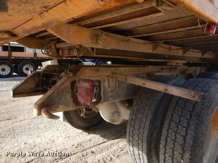 image for item DH8032 1994 White GMC WG  dump truck