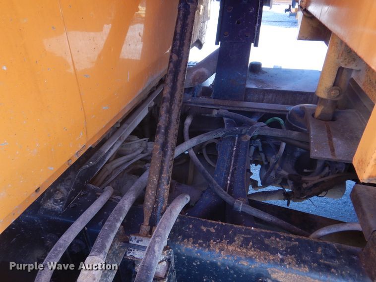 image for item DH8032 1994 White GMC WG  dump truck