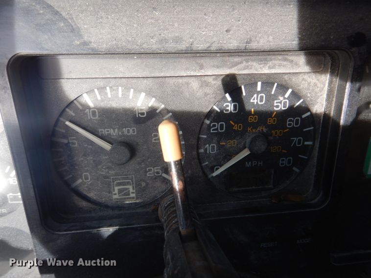 image for item DH8032 1994 White GMC WG  dump truck