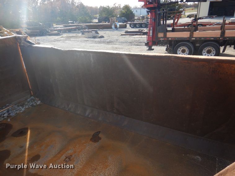 image for item DH8032 1994 White GMC WG  dump truck