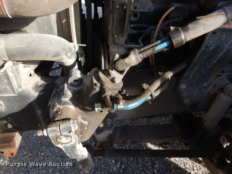 image for item DH8032 1994 White GMC WG  dump truck