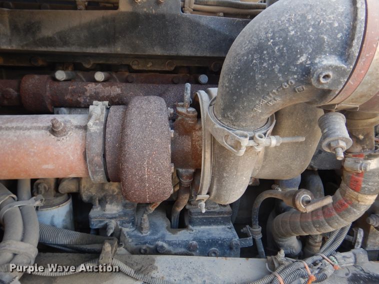 image for item DH8032 1994 White GMC WG  dump truck