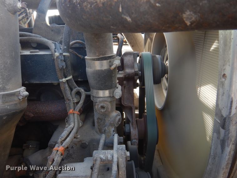 image for item DH8032 1994 White GMC WG  dump truck