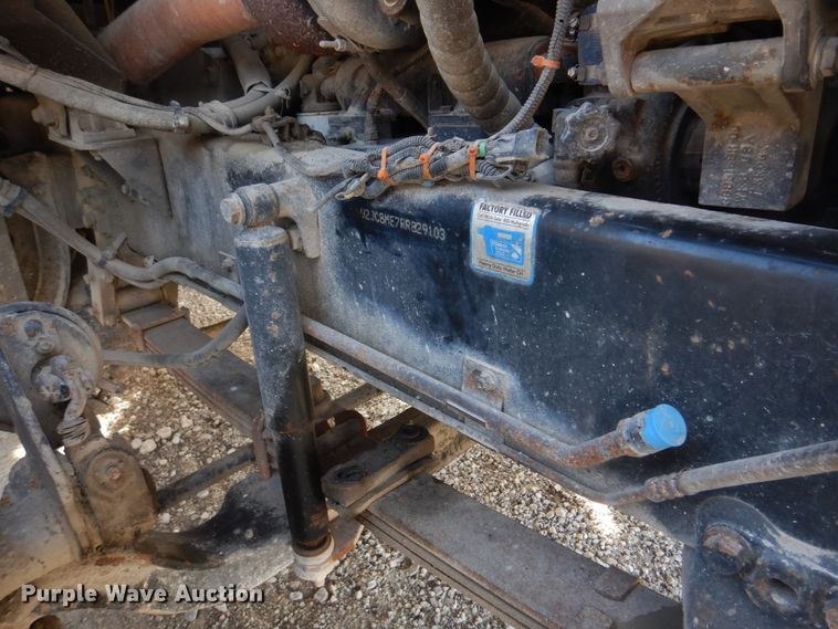 image for item DH8032 1994 White GMC WG  dump truck