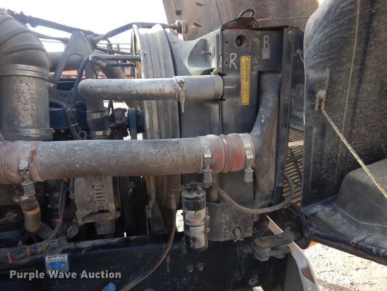 image for item DH8032 1994 White GMC WG  dump truck