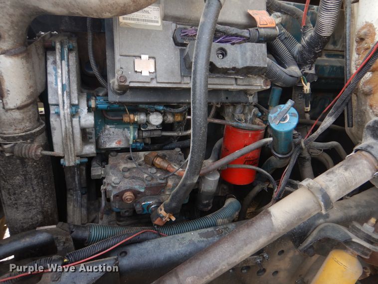 image for item DH8037 1999 International 4700  digger derrick truck