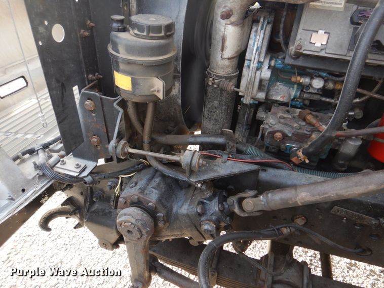 image for item DH8037 1999 International 4700  digger derrick truck