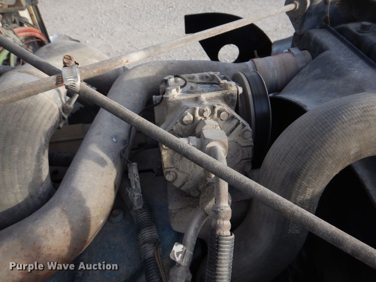 image for item DH8037 1999 International 4700  digger derrick truck