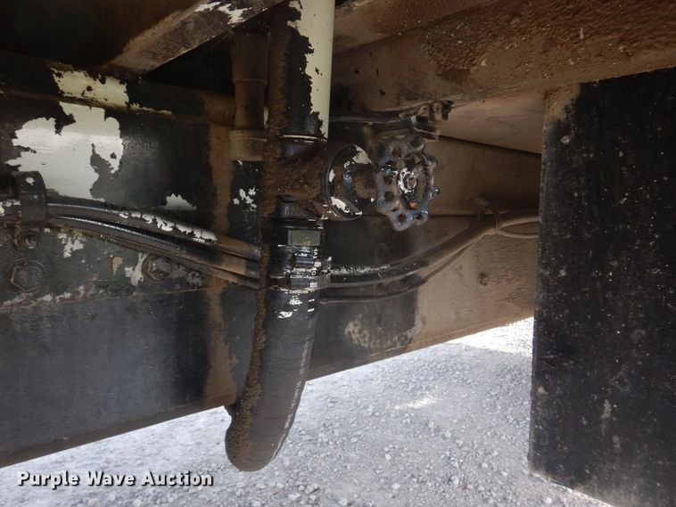 image for item DH8037 1999 International 4700  digger derrick truck