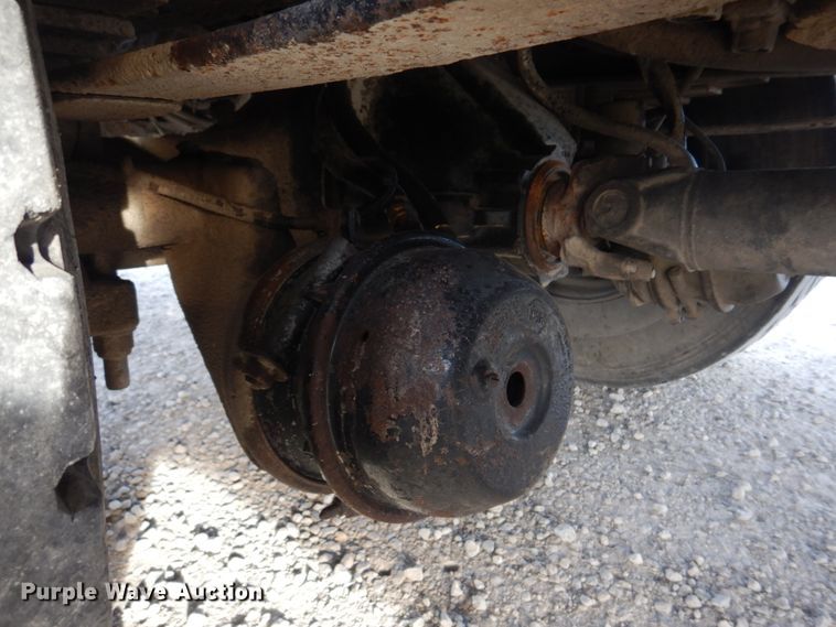 image for item DH8037 1999 International 4700  digger derrick truck