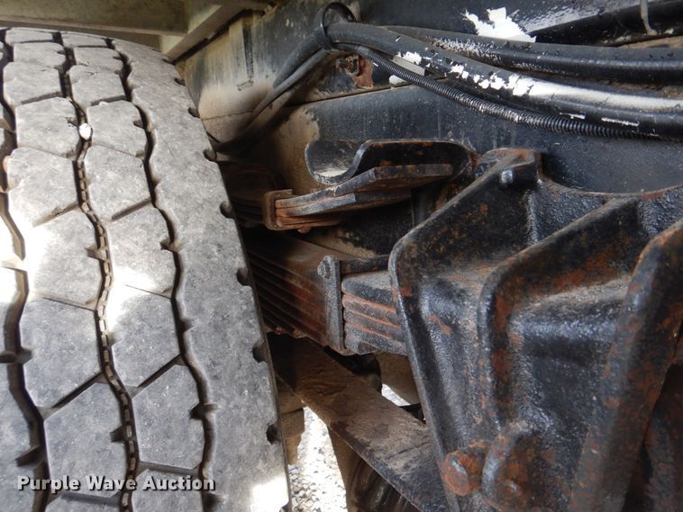 image for item DH8037 1999 International 4700  digger derrick truck