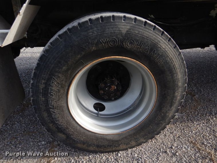 image for item DH8037 1999 International 4700  digger derrick truck