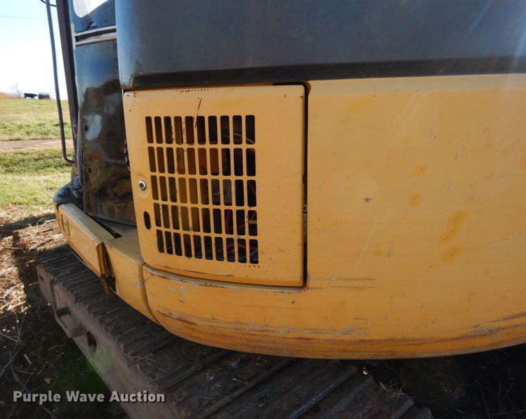 image for item DH8057 2000 Komatsu PC128US-2  excavator