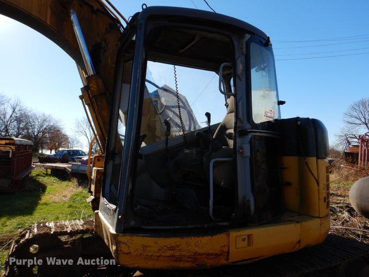 image for item DH8057 2000 Komatsu PC128US-2  excavator