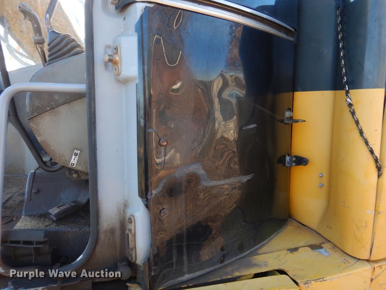 image for item DH8057 2000 Komatsu PC128US-2  excavator