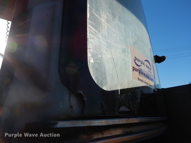 image for item DH8057 2000 Komatsu PC128US-2  excavator