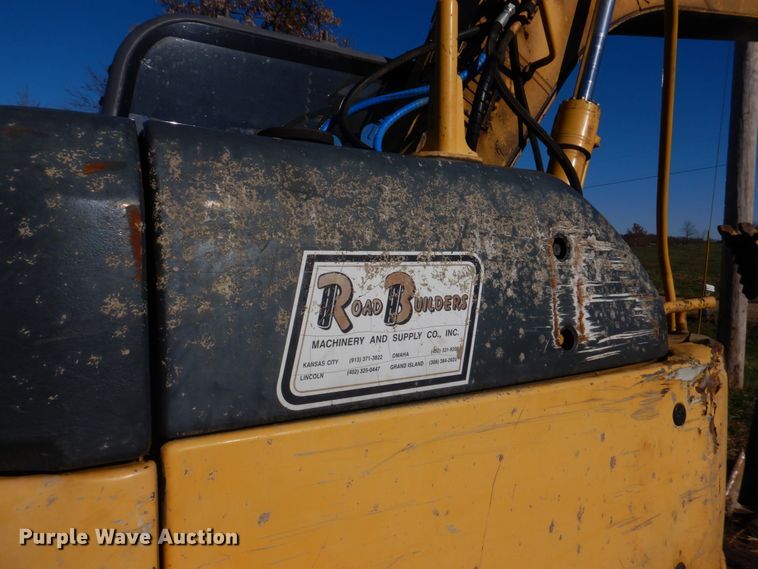 image for item DH8057 2000 Komatsu PC128US-2  excavator