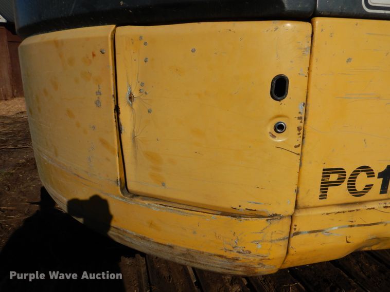 image for item DH8057 2000 Komatsu PC128US-2  excavator