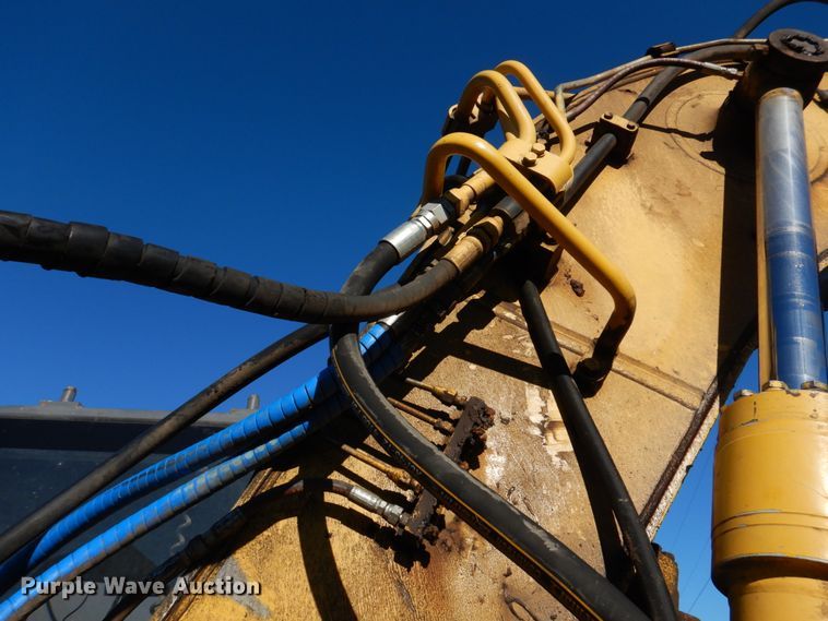 image for item DH8057 2000 Komatsu PC128US-2  excavator