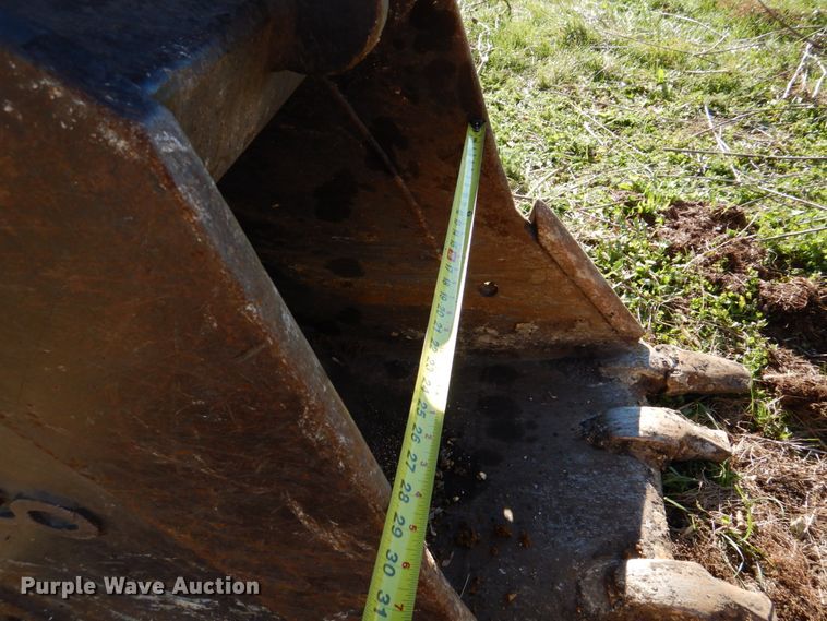 image for item DH8057 2000 Komatsu PC128US-2  excavator