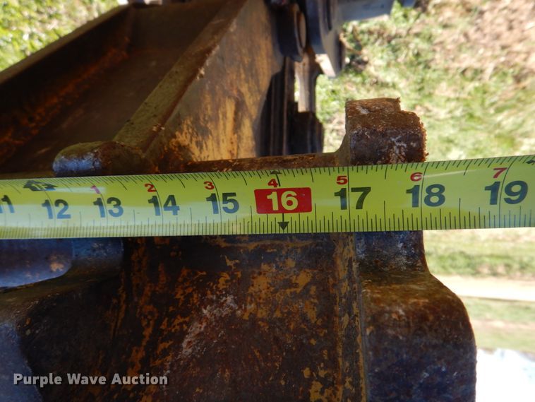 image for item DH8057 2000 Komatsu PC128US-2  excavator