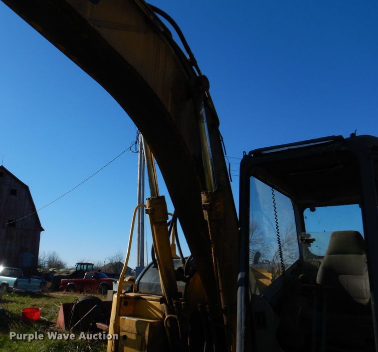 image for item DH8057 2000 Komatsu PC128US-2  excavator