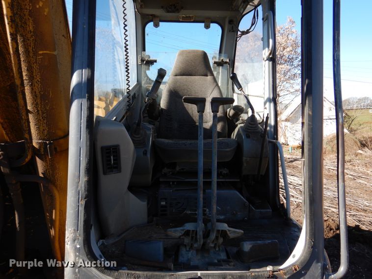 image for item DH8057 2000 Komatsu PC128US-2  excavator