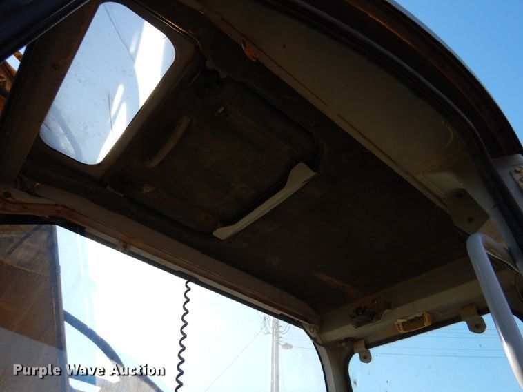 image for item DH8057 2000 Komatsu PC128US-2  excavator