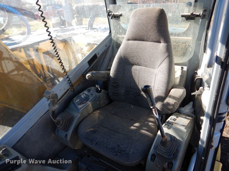 image for item DH8057 2000 Komatsu PC128US-2  excavator