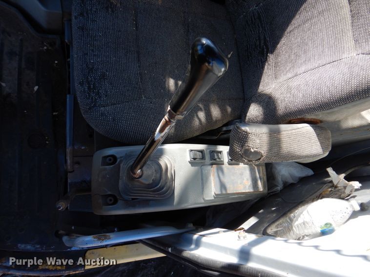 image for item DH8057 2000 Komatsu PC128US-2  excavator