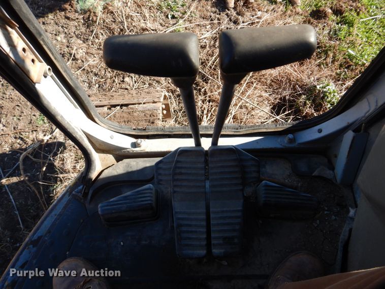 image for item DH8057 2000 Komatsu PC128US-2  excavator