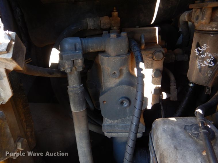 image for item DH8057 2000 Komatsu PC128US-2  excavator