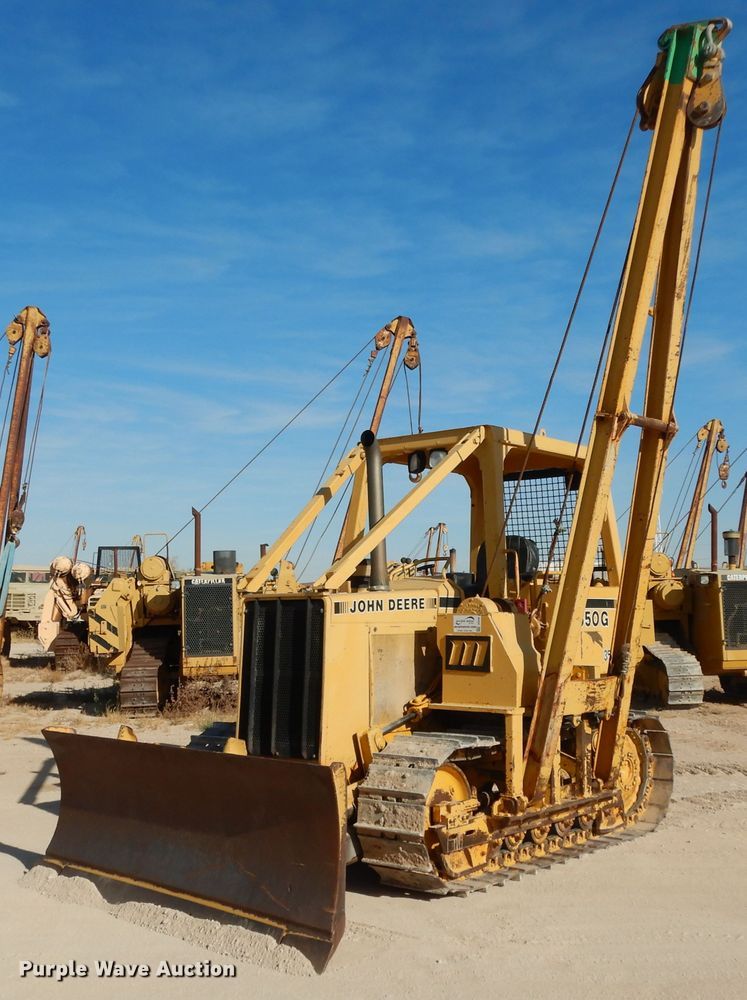 image for item DI8505 1988 John Deere 650G  pipelayer