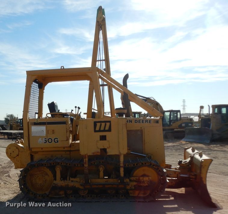 image for item DI8505 1988 John Deere 650G  pipelayer