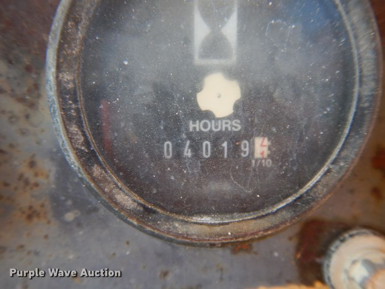 image for item DI8505 1988 John Deere 650G  pipelayer